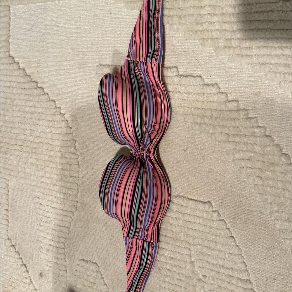 Multi color bikini top w/removable straps - Picture 2 of 3